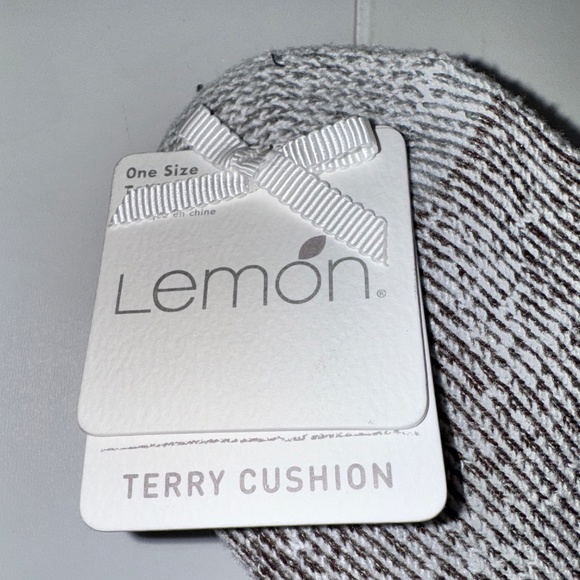 Lemon Women’s 2 pair, Powder Soft Yarn Full Cushion Footbed Gray & Brown - Picture 5 of 9